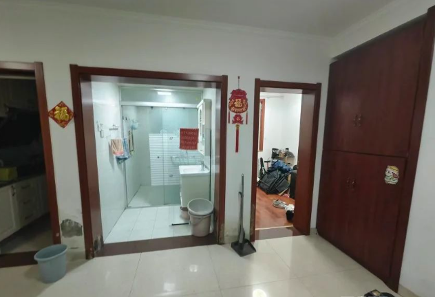 商住两用一居｜押一付三｜随时看房｜优先自提